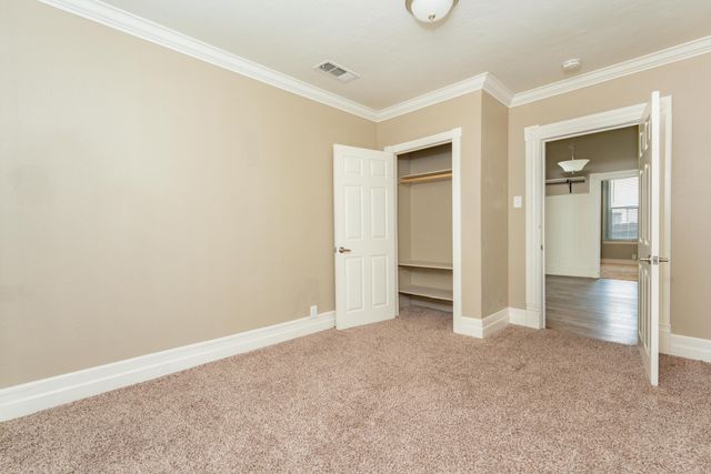 533 S Kaweah Avenue, Exeter, CA 93221