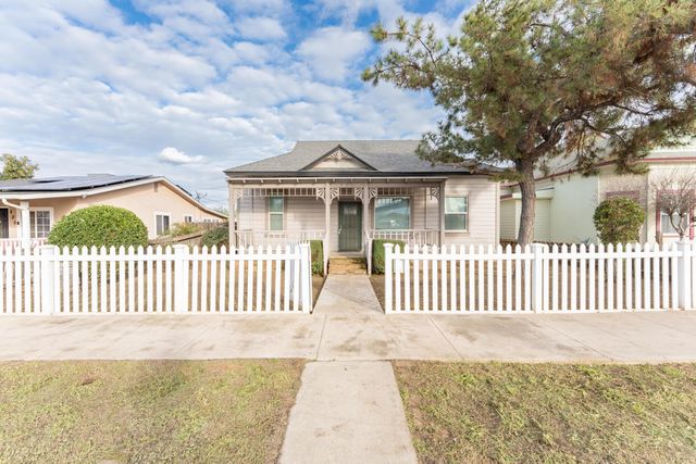 533 S Kaweah Avenue, Exeter, CA 93221