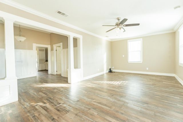 533 S Kaweah Avenue, Exeter, CA 93221