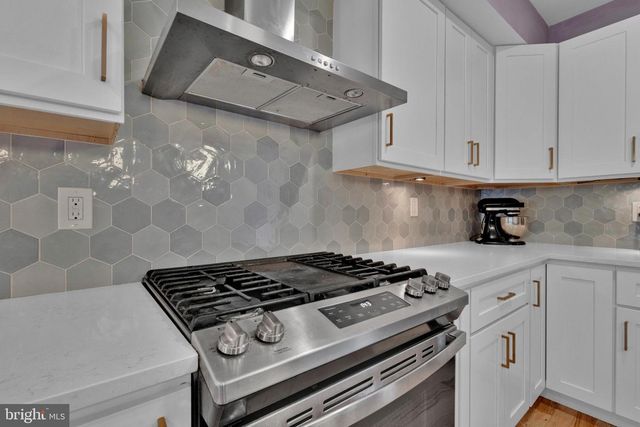 624 W 33RD ST, Baltimore, MD 21211
