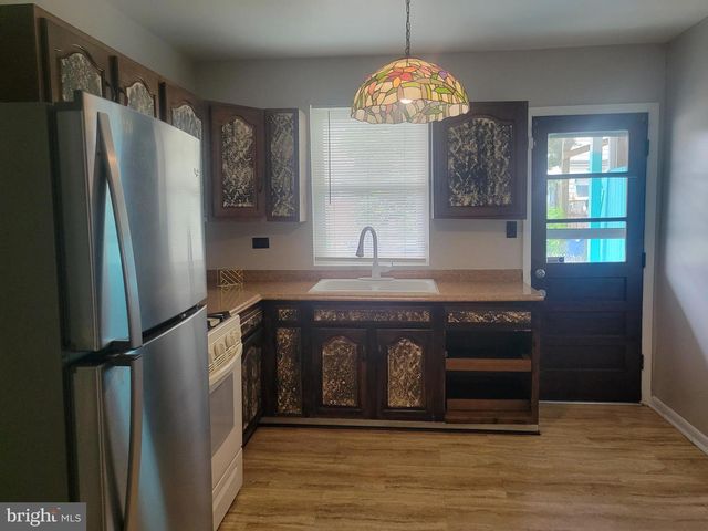 319 S LEHIGH ST, Baltimore, MD 21224