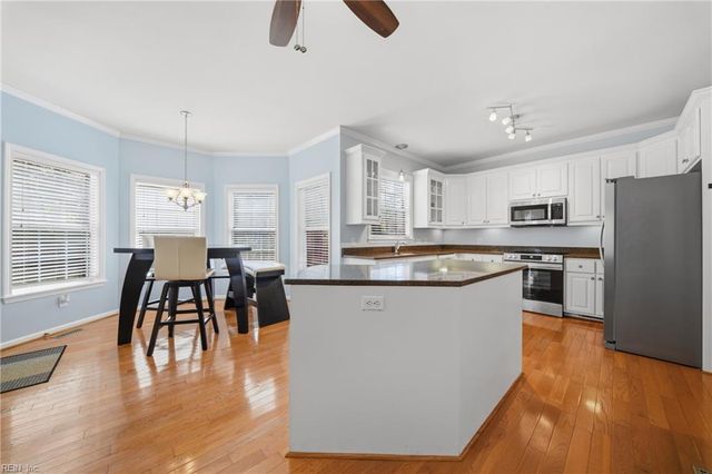 120 Winterview DR, Suffolk, VA 23434