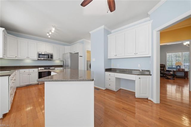 120 Winterview DR, Suffolk, VA 23434