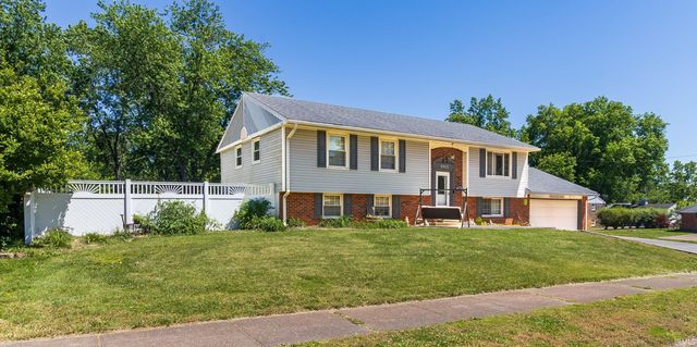 5901 Foxboro Lane, Evansville, IN 47710