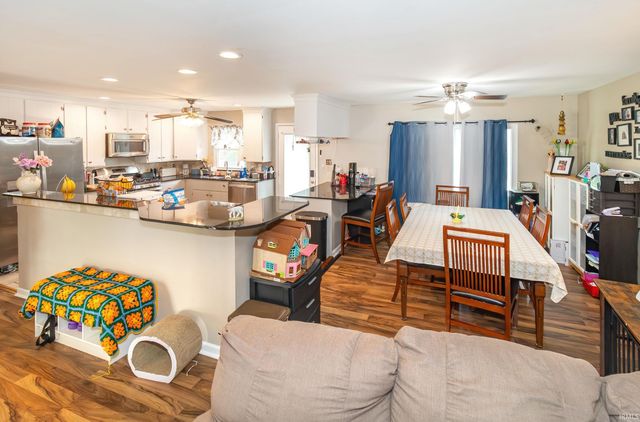 5901 Foxboro Lane, Evansville, IN 47710