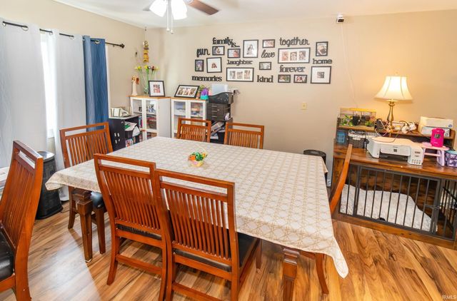 5901 Foxboro Lane, Evansville, IN 47710