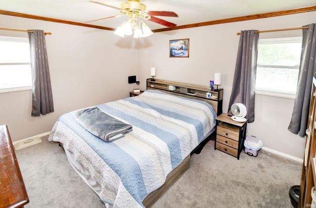 5901 Foxboro Lane, Evansville, IN 47710