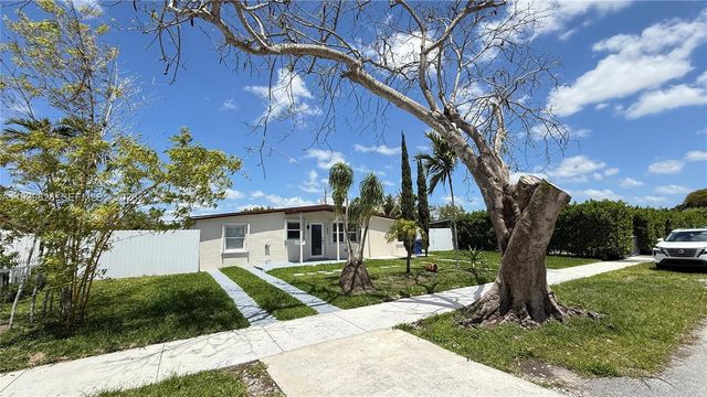 11501 SW 43rd Ln 0, Miami, FL 33165