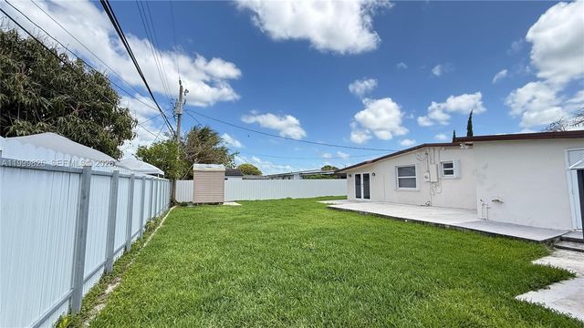11501 SW 43rd Ln 0, Miami, FL 33165
