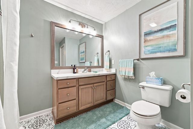 38 Maple Ter 38, Plainville, MA 02762