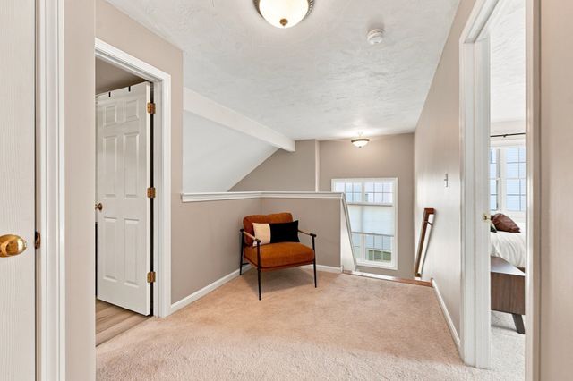 38 Maple Ter 38, Plainville, MA 02762