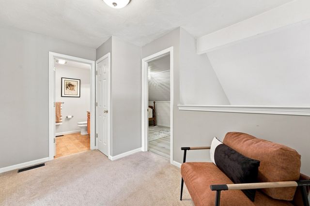 38 Maple Ter 38, Plainville, MA 02762