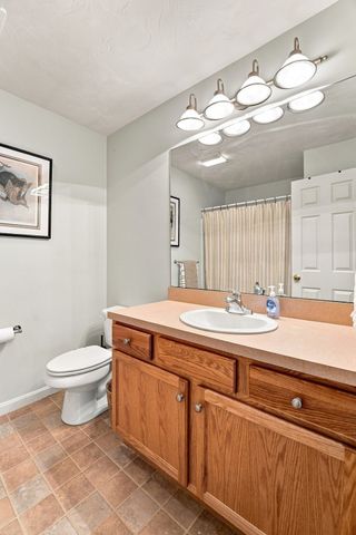 38 Maple Ter 38, Plainville, MA 02762