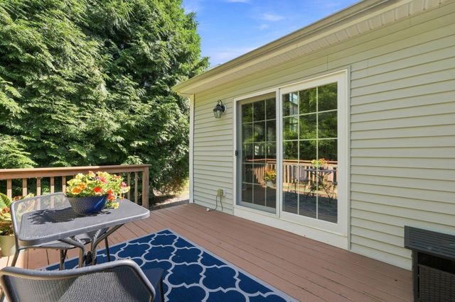 38 Maple Ter 38, Plainville, MA 02762