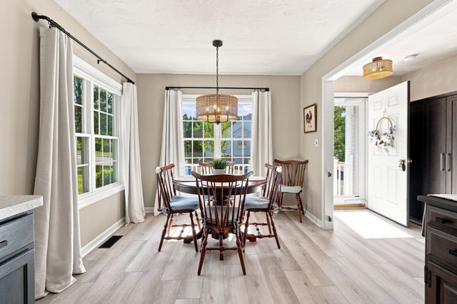 38 Maple Ter 38, Plainville, MA 02762