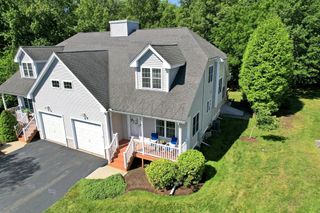 38 Maple Ter 38, Plainville, MA 02762