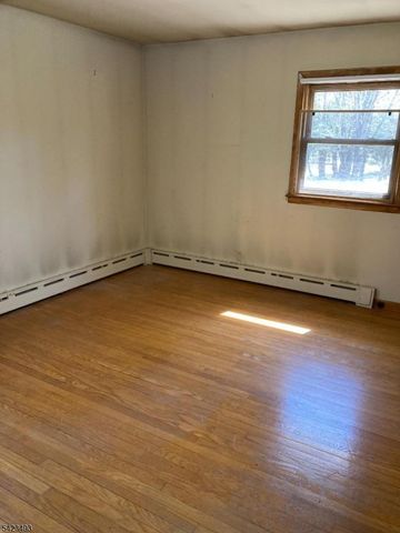 724 Mill Ln, Hillsborough Twp., NJ 08844