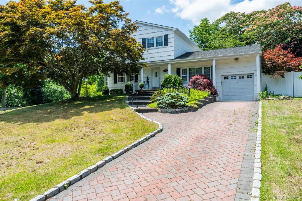 50 Propose Road, Shirley, NY 11967
