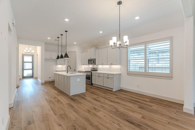 9322 Galloway Woods Trail, Tomball, TX 77375