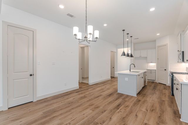 9322 Galloway Woods Trail, Tomball, TX 77375