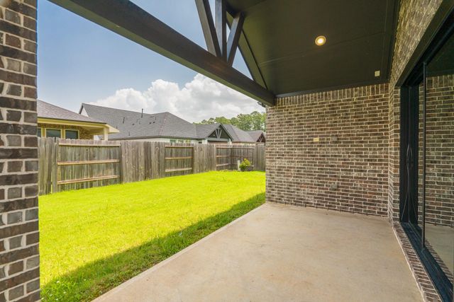 9322 Galloway Woods Trail, Tomball, TX 77375