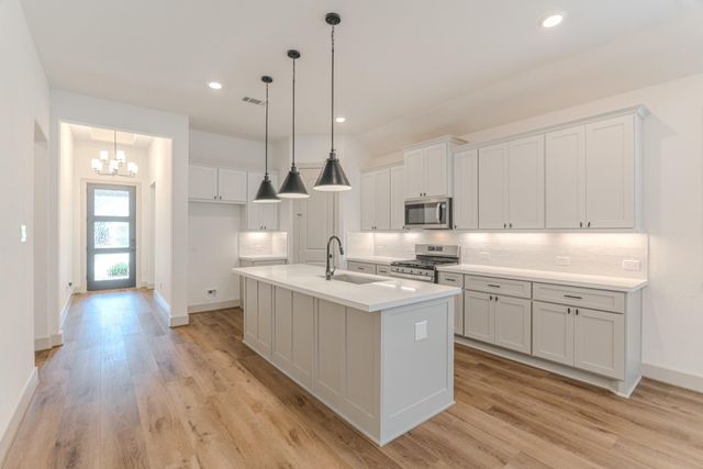 9322 Galloway Woods Trail, Tomball, TX 77375