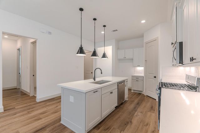9322 Galloway Woods Trail, Tomball, TX 77375