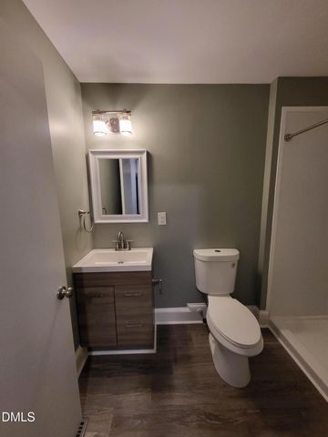 121 N Elizabeth Street, Henderson, NC 27536