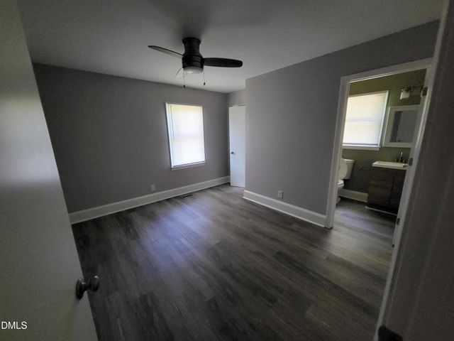 121 N Elizabeth Street, Henderson, NC 27536