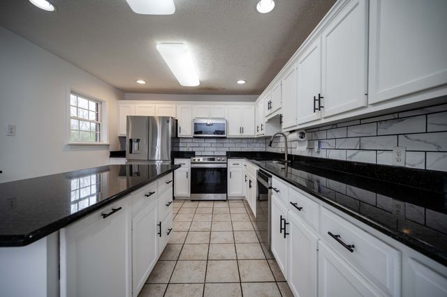 10334 Jim Cummings Hwy, Bradyville, TN 37026