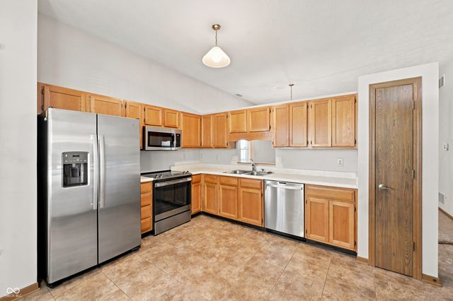 6352 Decatur Commons, Indianapolis, IN 46221