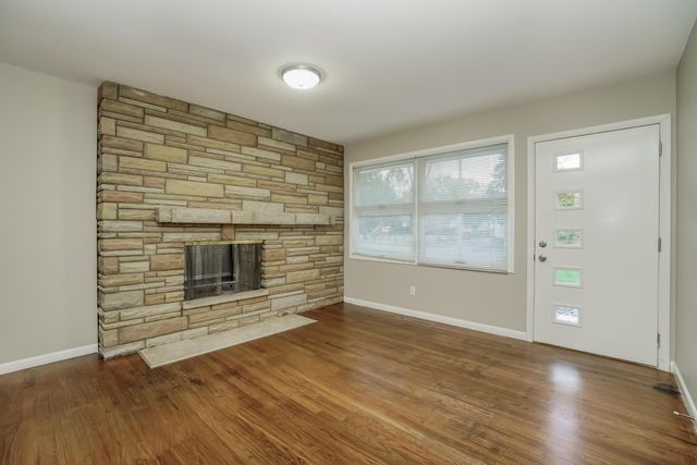 414 E Clearview Avenue, Columbus, OH 43085