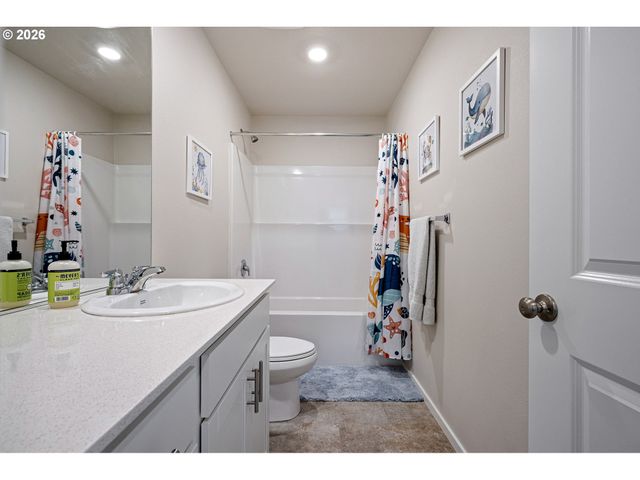 2259 30TH Pl, Springfield, OR 97477