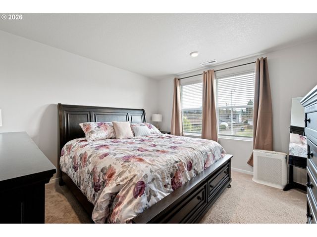 2259 30TH Pl, Springfield, OR 97477