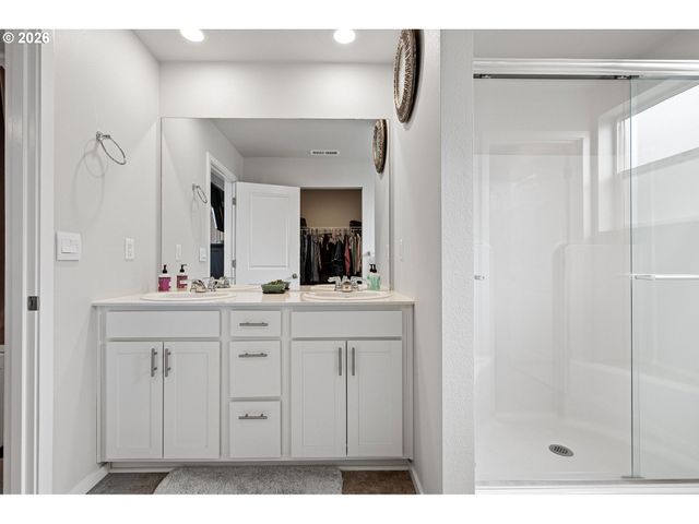 2259 30TH Pl, Springfield, OR 97477