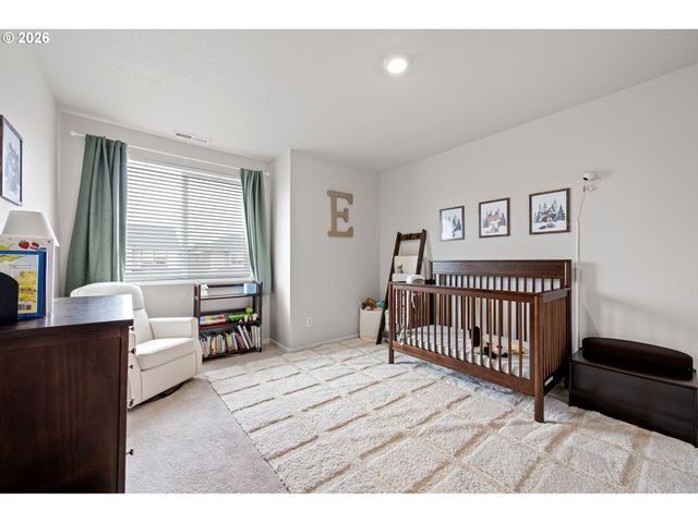 2259 30TH Pl, Springfield, OR 97477