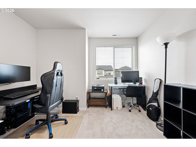 2259 30TH Pl, Springfield, OR 97477