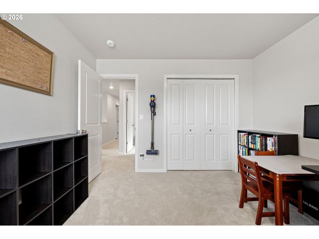 2259 30TH Pl, Springfield, OR 97477