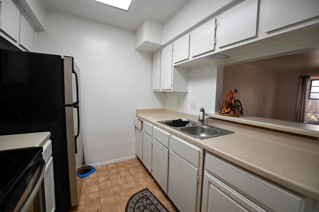 4629 Wild Indigo Street 581, Houston, TX 77027