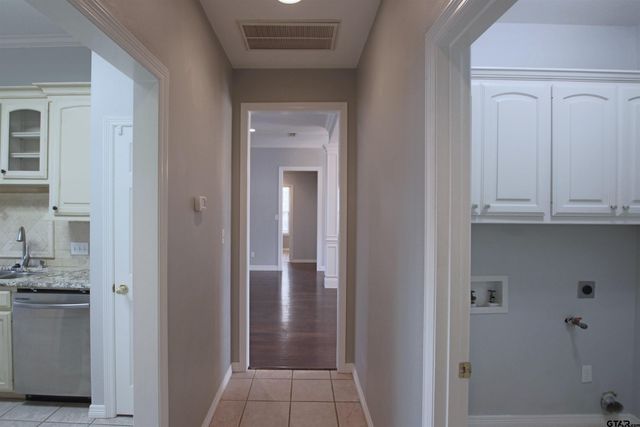 5707 Nicholson Dr, Tyler, TX 75707