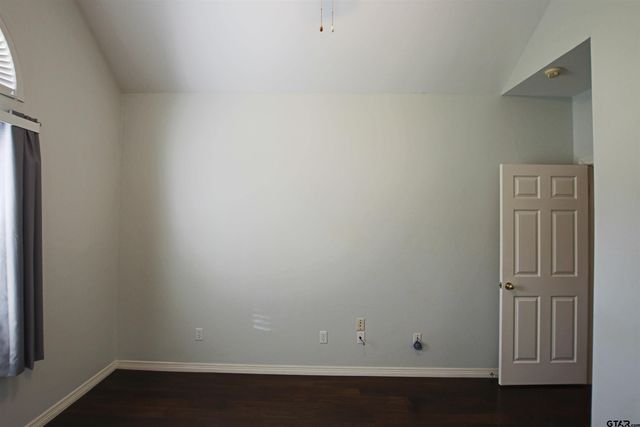 5707 Nicholson Dr, Tyler, TX 75707