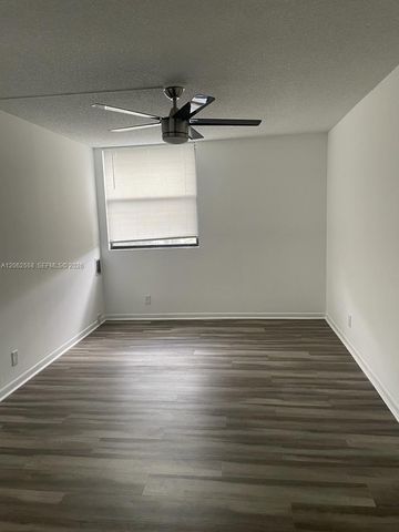 2771 Riverside Drive 307A, Coral Springs, FL 33065