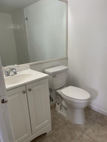 2771 Riverside Drive 307A, Coral Springs, FL 33065