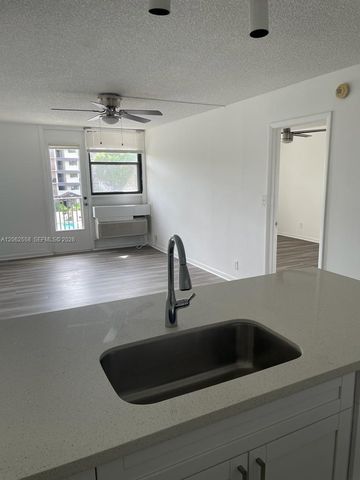2771 Riverside Drive 307A, Coral Springs, FL 33065