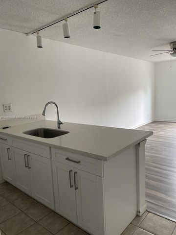 2771 Riverside Drive 307A, Coral Springs, FL 33065