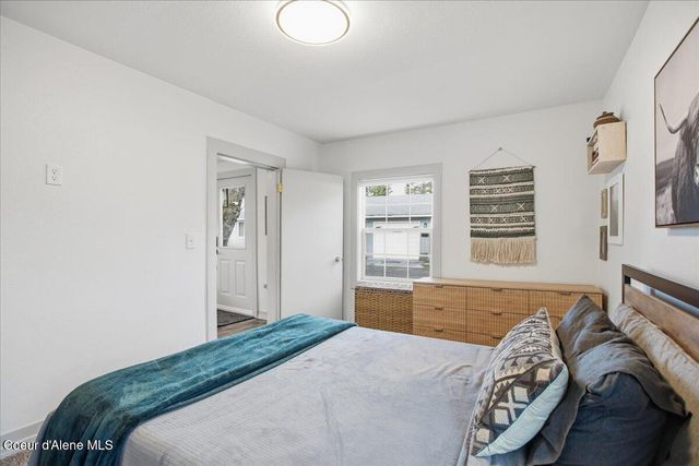 1204 E Foster AVE, Coeur D'alene, ID 83814