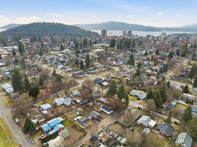 1204 E Foster AVE, Coeur D'alene, ID 83814