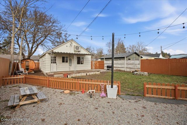 1204 E Foster AVE, Coeur D'alene, ID 83814