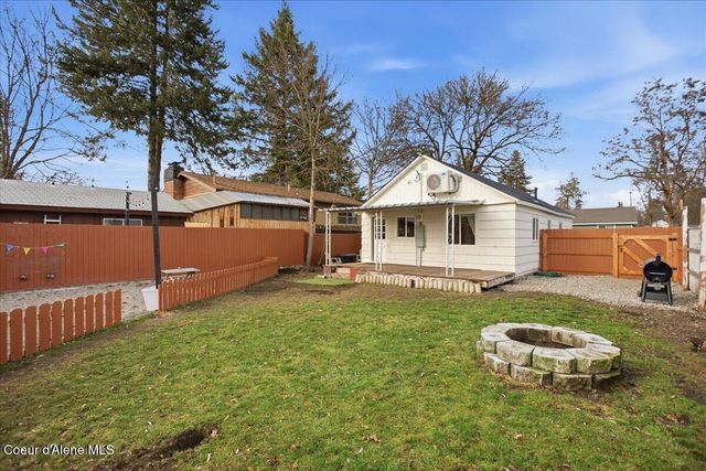 1204 E Foster AVE, Coeur D'alene, ID 83814