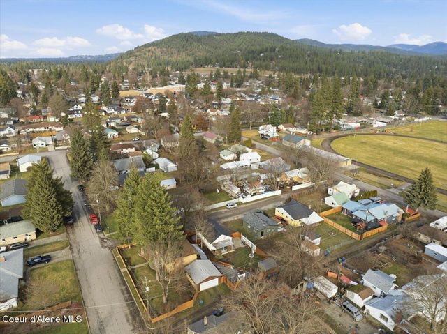 1204 E Foster AVE, Coeur D'alene, ID 83814